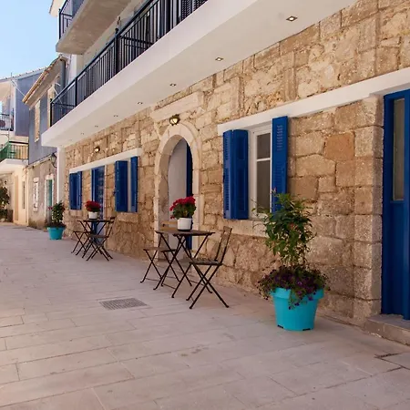 Apartment Ziv Boutique Town Square *