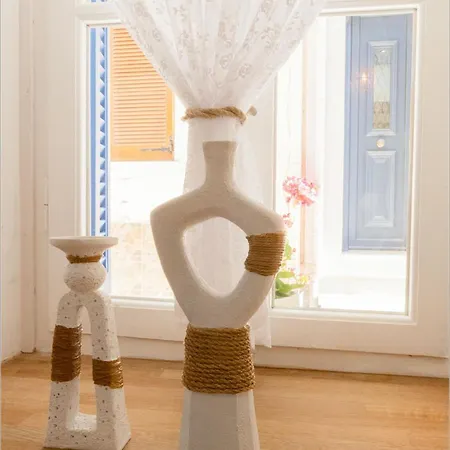 Ziv Boutique Town Square