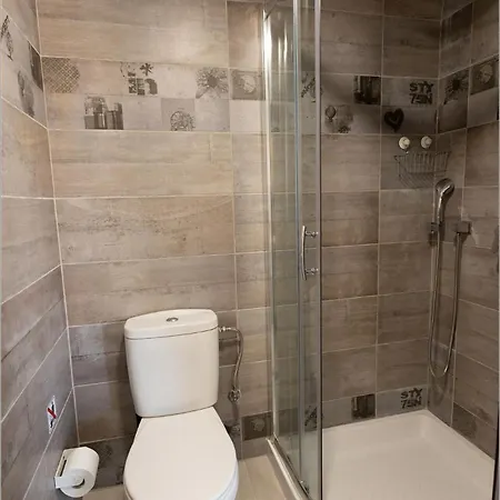 Ziv Boutique Town Square